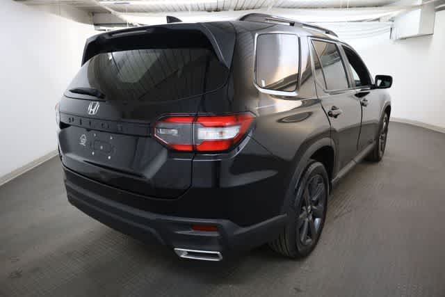 Thumbnail: 2023 Honda Pilot - 7
