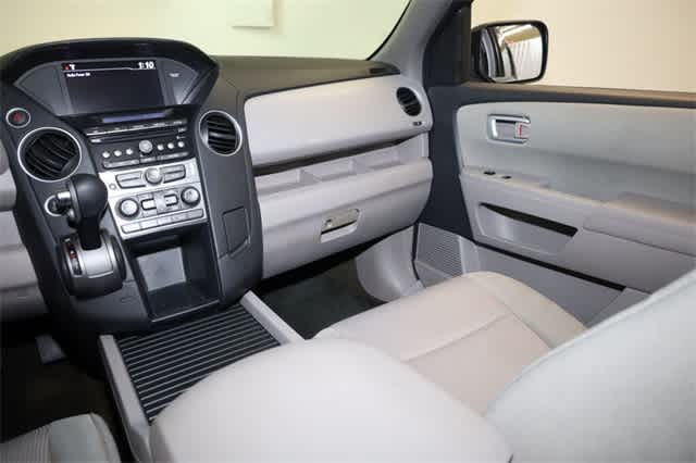 Thumbnail: 2015 Honda Pilot - 18