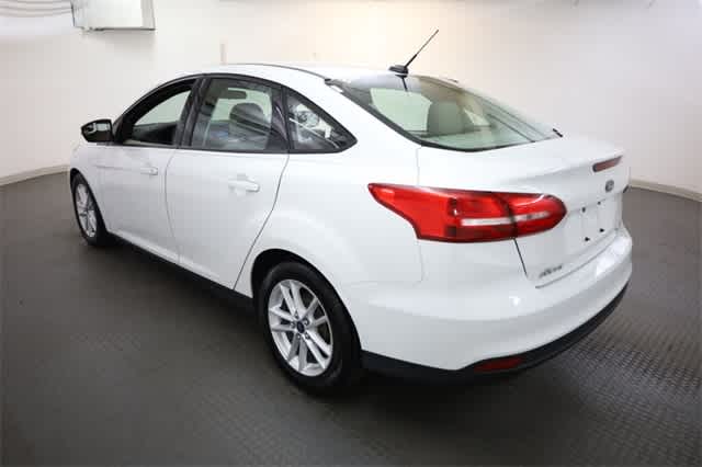 Thumbnail: 2015 Ford Focus - 4