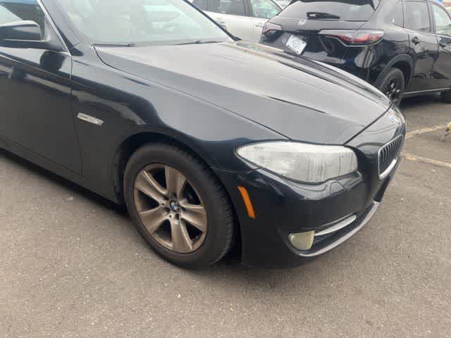 Thumbnail: 2011 BMW 5 Series - 28