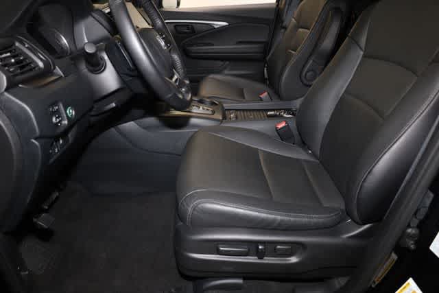 Thumbnail: 2023 Honda Passport - 15