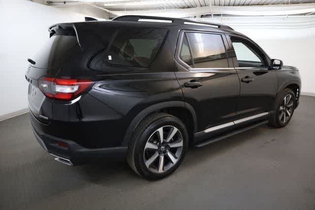 Thumbnail: 2023 Honda Pilot - 8