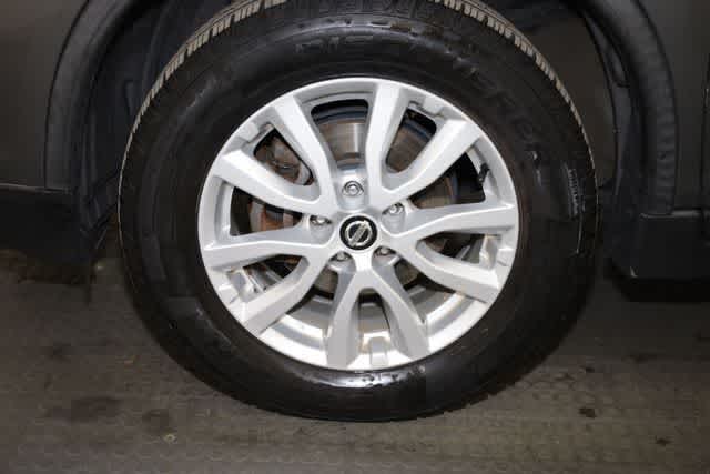 Thumbnail: 2018 Nissan Rogue - 37