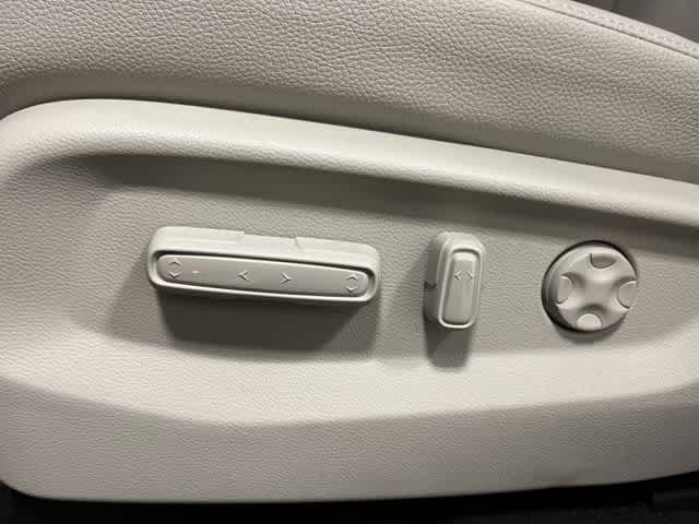 Thumbnail: 2026 Honda Odyssey - 12