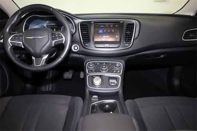 Thumbnail: 2016 Chrysler 200 - 19