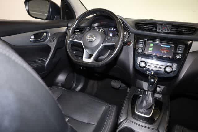 Thumbnail: 2020 Nissan Rogue Sport - 24