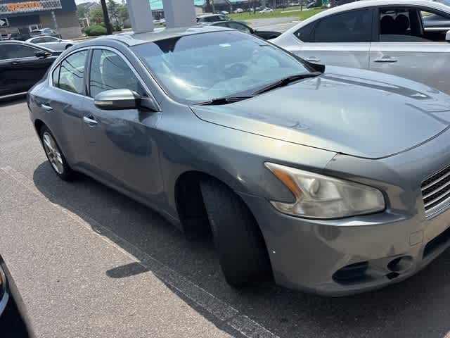 Thumbnail: 2011 Nissan Maxima - 13