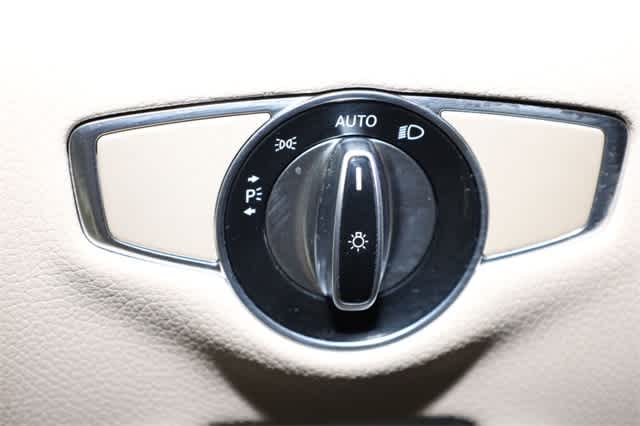 Thumbnail: 2014 Mercedes-Benz S-Class - 28