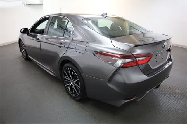 Thumbnail: 2021 Toyota Camry - 4