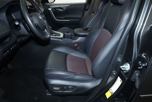 Thumbnail: 2023 Toyota RAV4 - 15