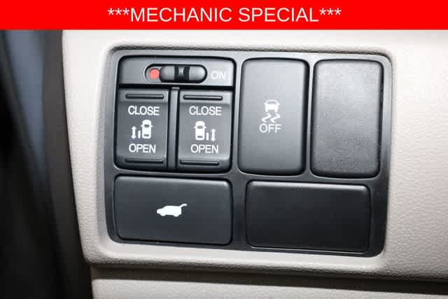 Thumbnail: 2013 Honda Odyssey - 19