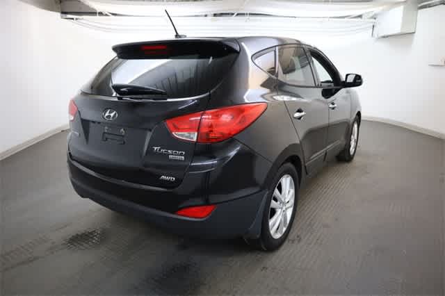 Thumbnail: 2011 Hyundai Tucson - 7