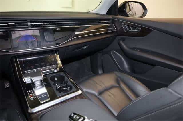 2022 Audi Q8 Premium 18