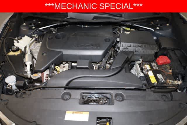 Thumbnail: 2017 Nissan Altima - 34