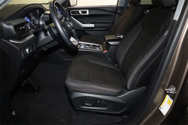 Thumbnail: 2021 Ford Explorer - 15