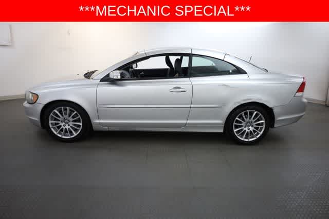 Thumbnail: 2008 Volvo C70 - 3