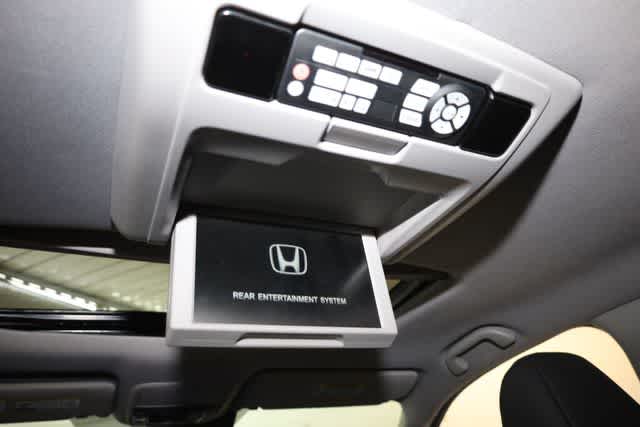 Thumbnail: 2016 Honda Pilot - 37