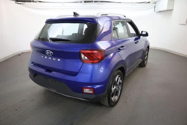 Thumbnail: 2022 Hyundai Venue - 7