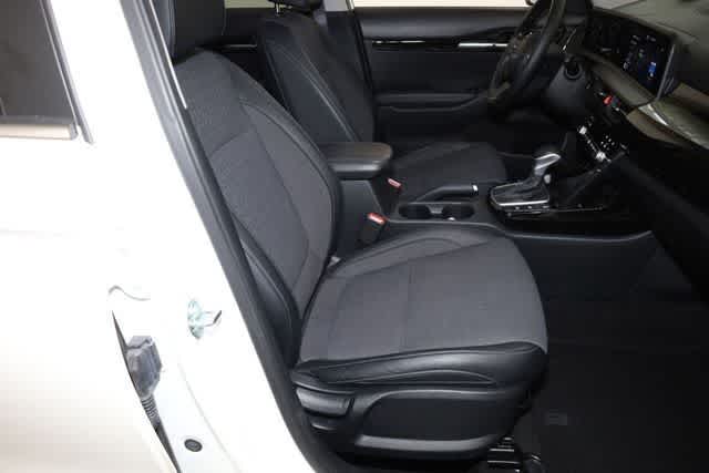 Thumbnail: 2024 Kia Seltos - 35