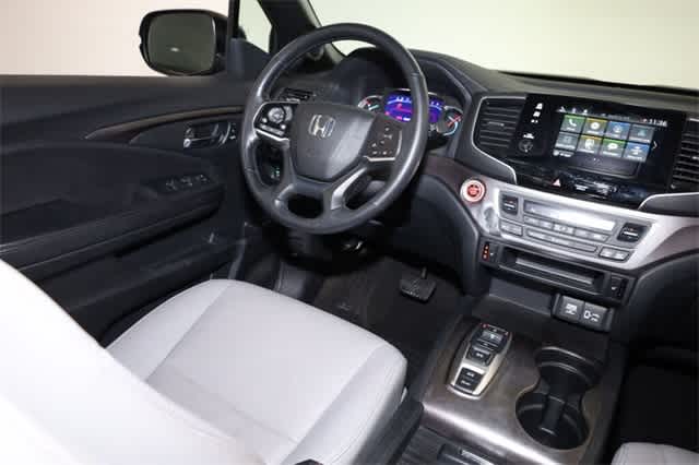 Thumbnail: 2021 Honda Passport - 16