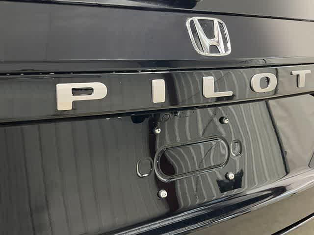 Thumbnail: 2026 Honda Pilot - 6