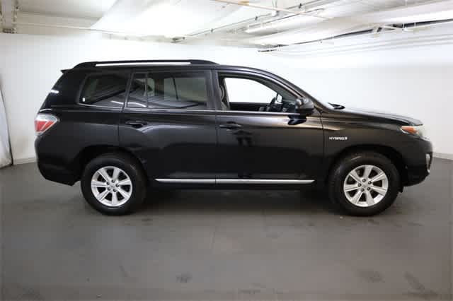 Thumbnail: 2013 Toyota Highlander - 9