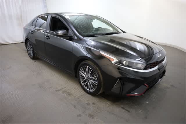 Thumbnail: 2023 Kia Forte - 10