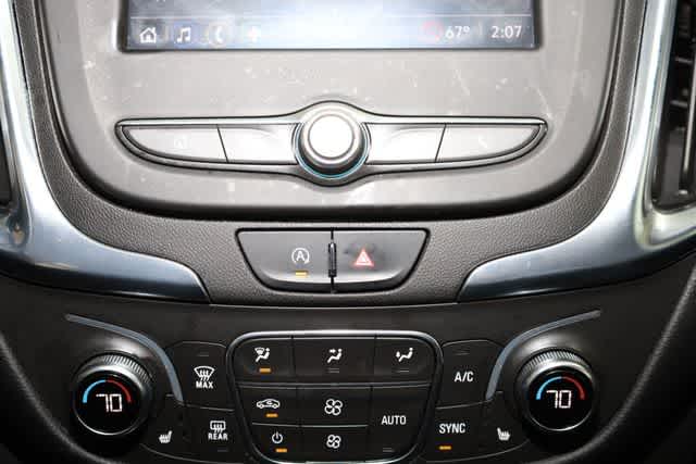 Thumbnail: 2022 Chevrolet Equinox - 26