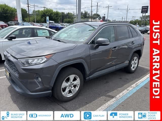 Thumbnail: 2019 Toyota RAV4 - 1