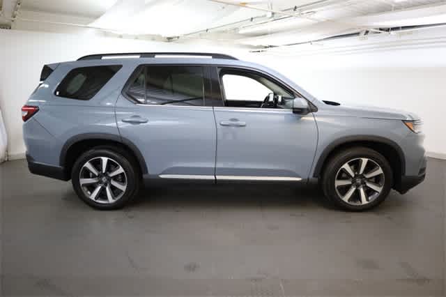 Thumbnail: 2023 Honda Pilot - 9