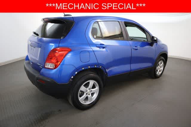 Thumbnail: 2016 Chevrolet Trax - 8
