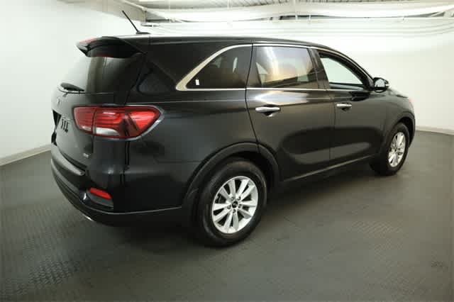 Thumbnail: 2019 Kia Sorento - 8