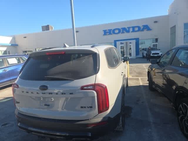 Thumbnail: 2021 Kia Telluride - 12