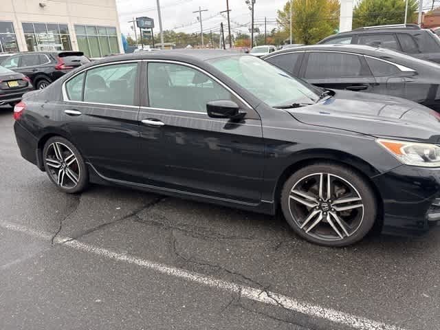 Thumbnail: 2017 Honda Accord - 11