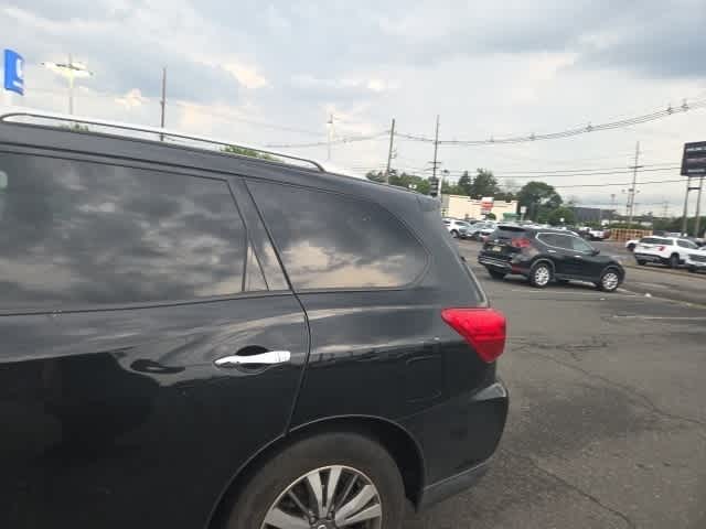 Thumbnail: 2019 Nissan Pathfinder - 5