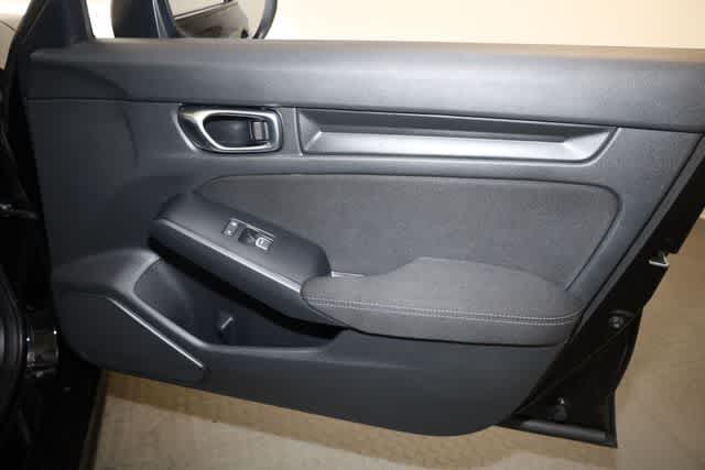 Thumbnail: 2023 Honda Civic - 32