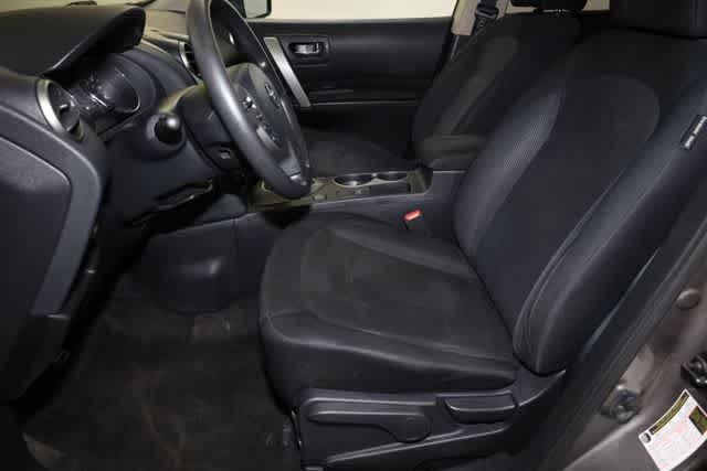 Thumbnail: 2012 Nissan Rogue - 15
