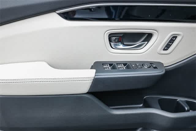 Thumbnail: 2026 Honda Pilot - 20