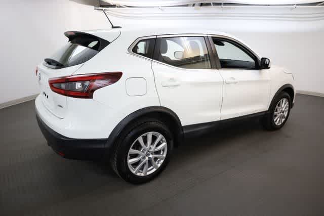 Thumbnail: 2020 Nissan Rogue Sport - 8
