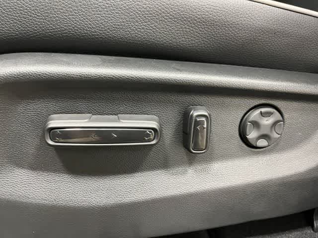 Thumbnail: 2026 Honda Odyssey - 14