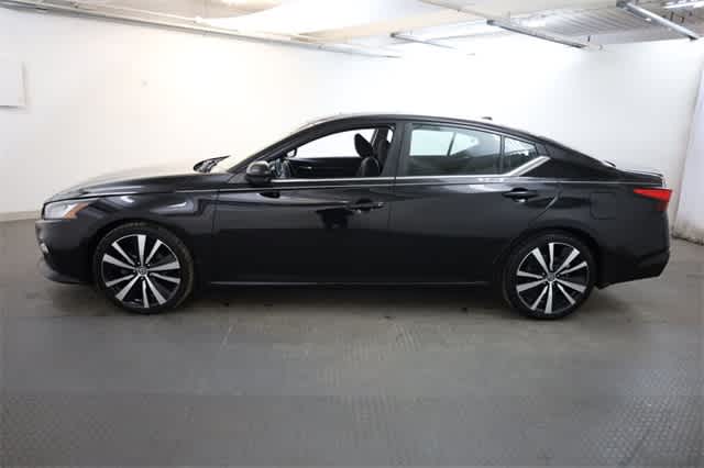 Thumbnail: 2020 Nissan Altima - 3