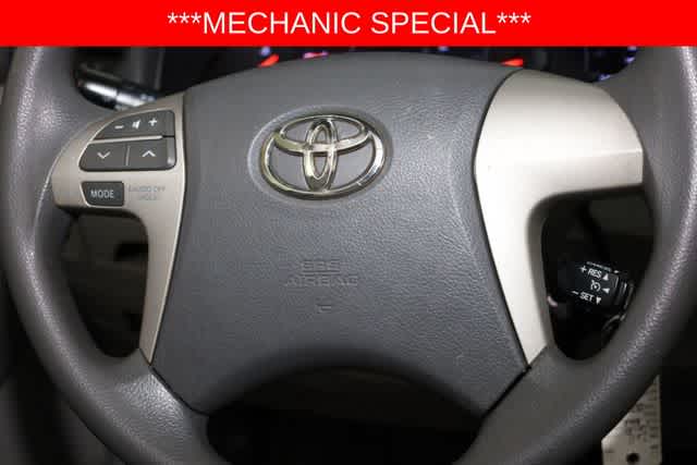 Thumbnail: 2011 Toyota Camry - 25