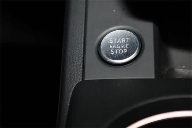 Thumbnail: 2017 Audi A4 - 33