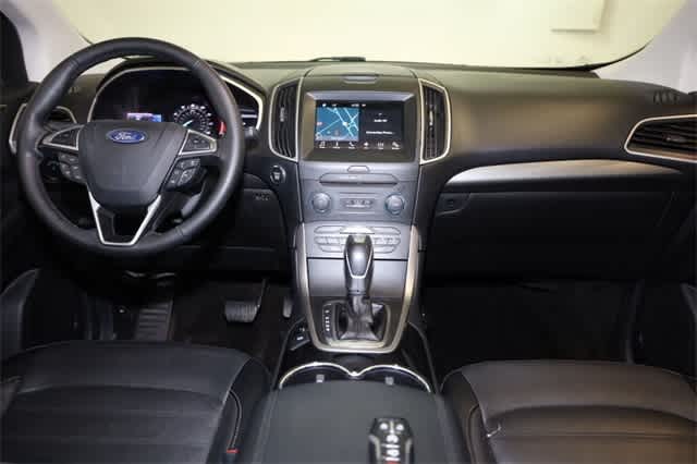 2016 Ford Edge SEL 17