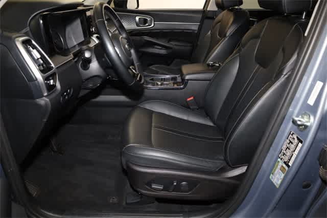 Thumbnail: 2021 Kia Sorento - 15