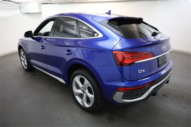 Thumbnail: 2021 Audi Q5 - 4