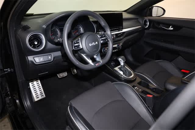 Thumbnail: 2023 Kia Forte - 14