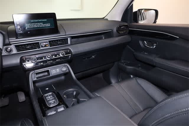 Thumbnail: 2023 Honda Pilot - 18