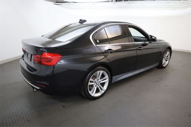 Thumbnail: 2016 BMW 3 Series - 8