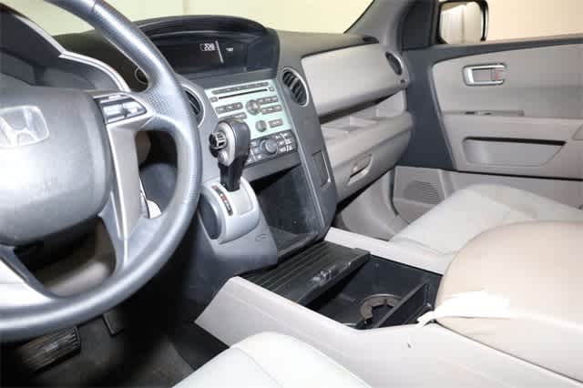 Thumbnail: 2011 Honda Pilot - 23